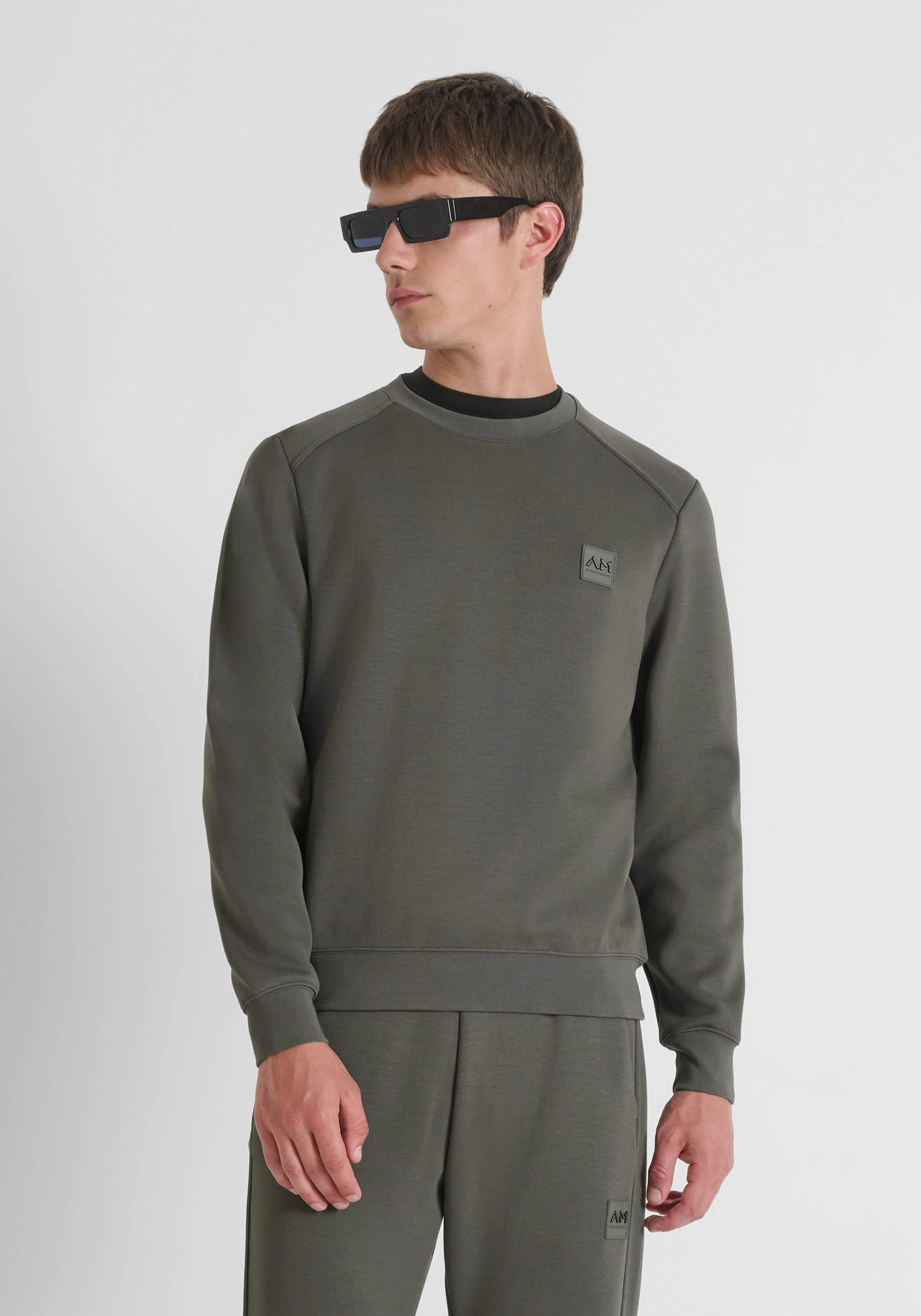 MMFL01109-FA150215_0_144.png